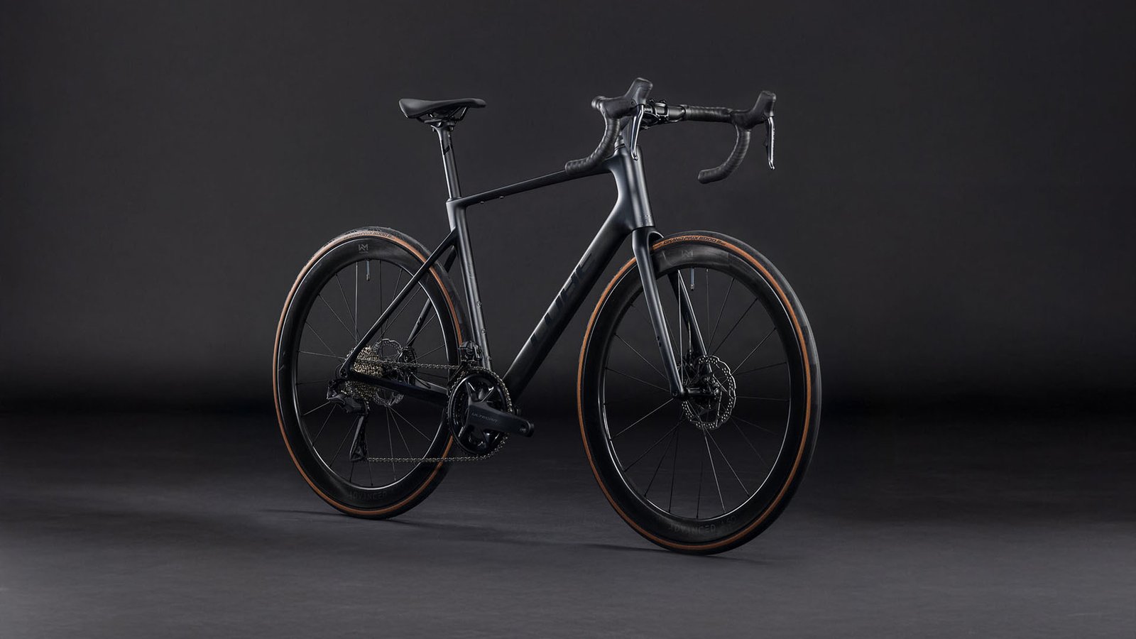 cube 125700 20161879 attain c62 slt carbon n coalchrome 8.jpg